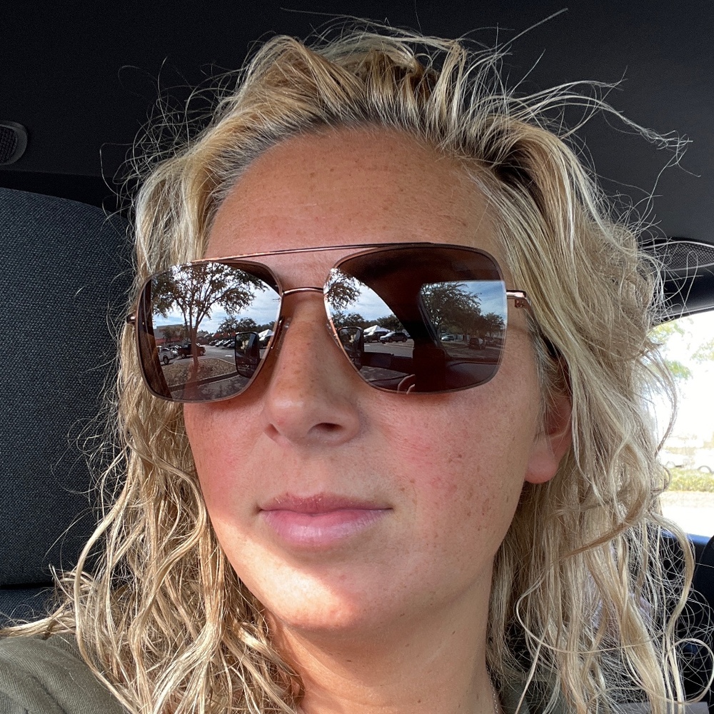 Meet your Posher, Christa